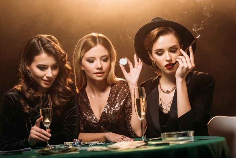 Người chơi Việt Nam trải nghiệm bắn cá online tại 98wim trên điện thoại